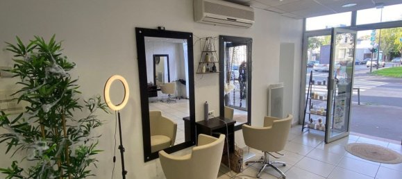 Gewerbliche Immobilie in Tours, France 55m², Nr. 266002 3