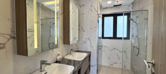 4 chambres house à vendre à Pattaya, Chonburi, Eastern Thailand, Thailand № 70676 16