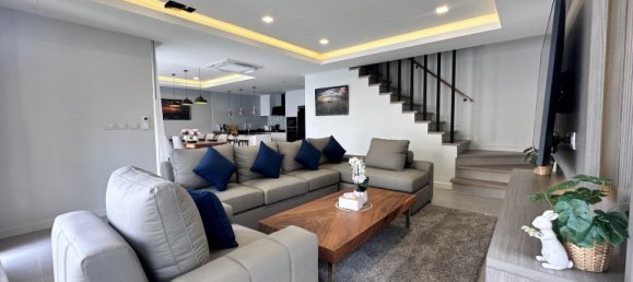 4 chambres house à vendre à Pattaya, Chonburi, Eastern Thailand, Thailand № 70676 5