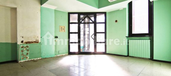 2 rooms Commercial property in Rovellasca, Italy No. 303080 4