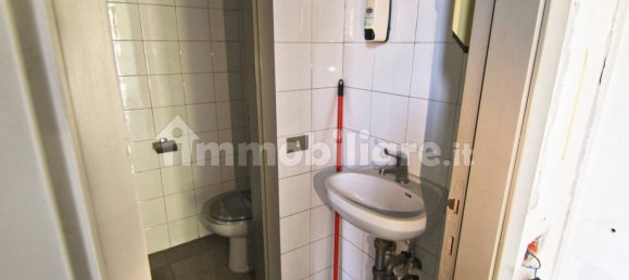 2 rooms Commercial property in Rovellasca, Italy No. 303080 10