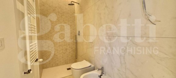 2 rooms Apartment in Rome, Italy No. 44101 12
