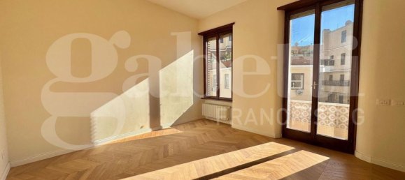 2 rooms Apartment in Rome, Italy No. 44101 3