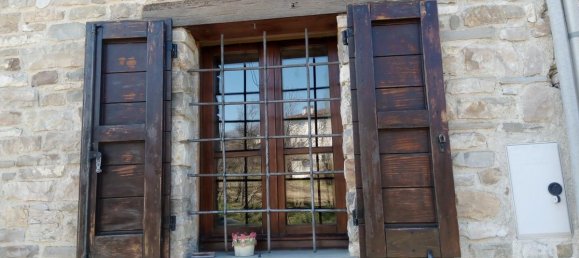 2 bedrooms House in Pennabilli, Italy No. 679 10