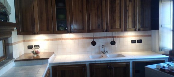 2 bedrooms House in Pennabilli, Italy No. 679 5