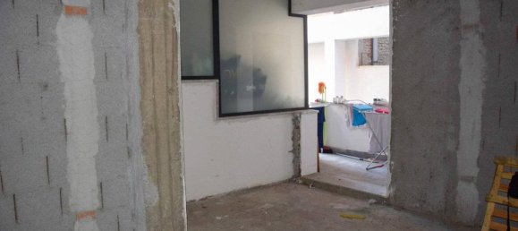 2-salle Appartement à Letojanni, Italy No. 105138 6