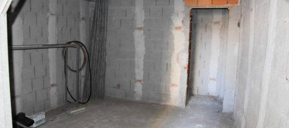 2-salle Appartement à Letojanni, Italy No. 105138 7