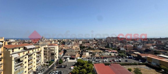 Apartamento T2 em Catania, Italy N.º 320231 23