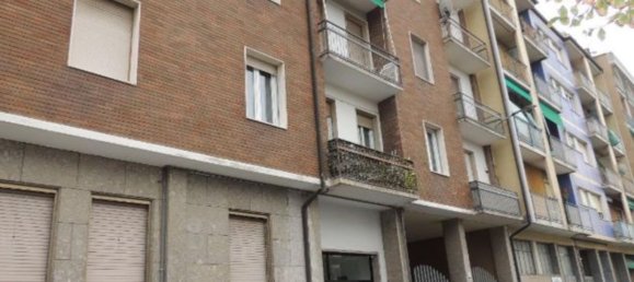 3 rooms Apartment in Voghera, Italy No. 196886 9