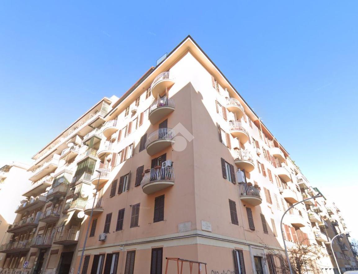 Estudio en Rome, Italy No. 16406