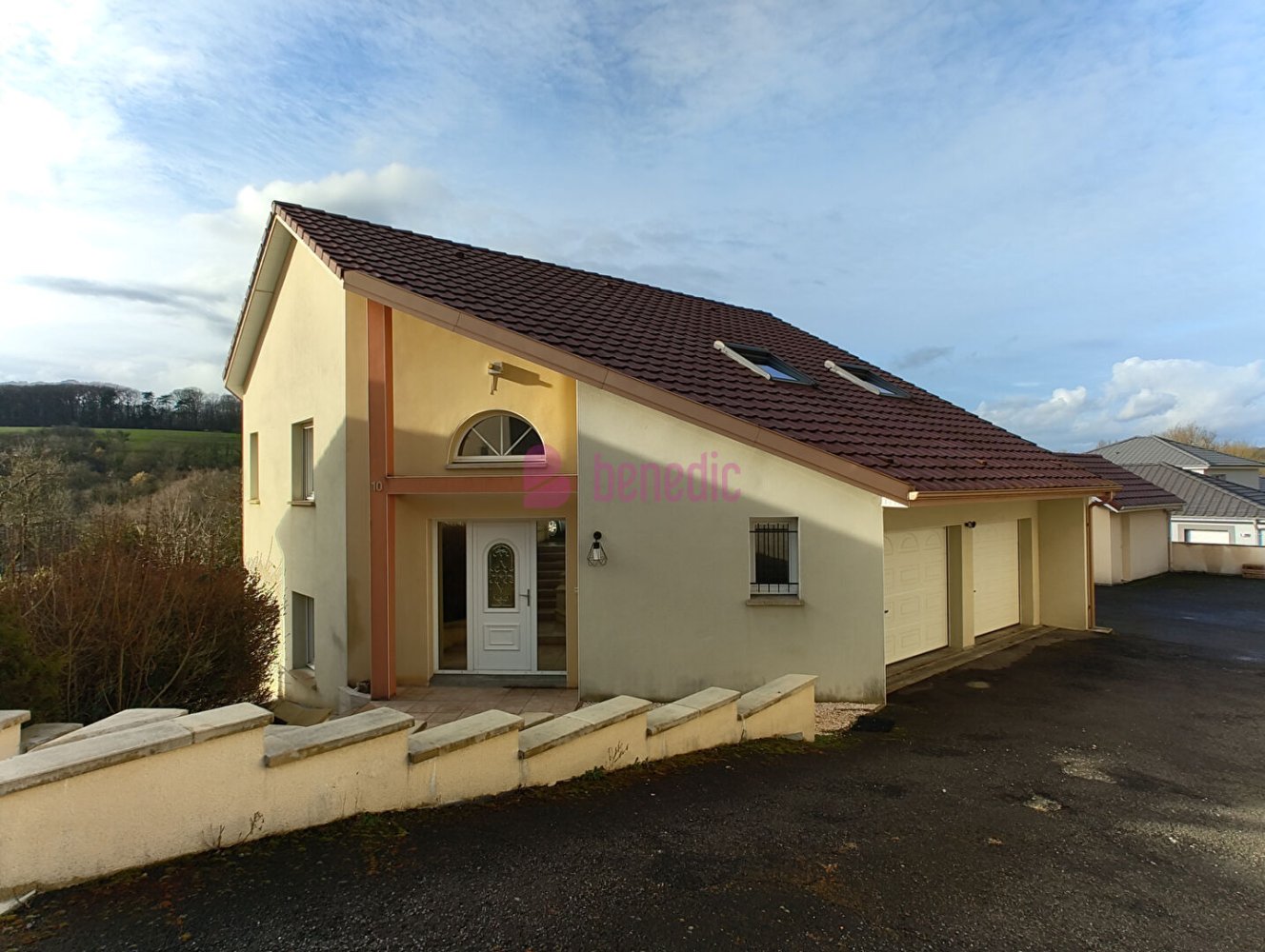 4 bedrooms Castles in Haute-Kontz, France No. 85510