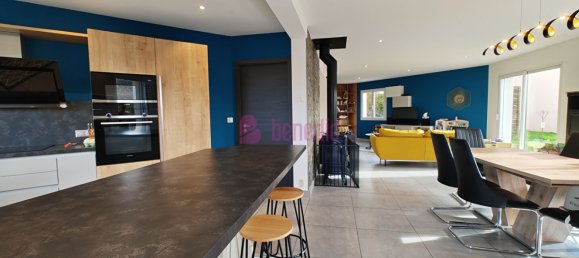 4 bedrooms Castles in Haute-Kontz, France No. 85510 8