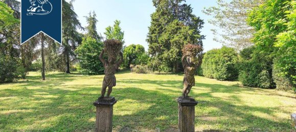 5 غرف نوم فيلا في Collecchio, Italy رقم 362923 15