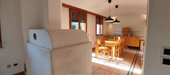 9 rooms Apartment in Belluno, Italy No. 121353 11