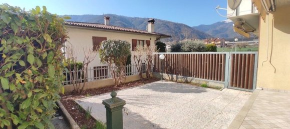 9 rooms Apartment in Belluno, Italy No. 121353 13