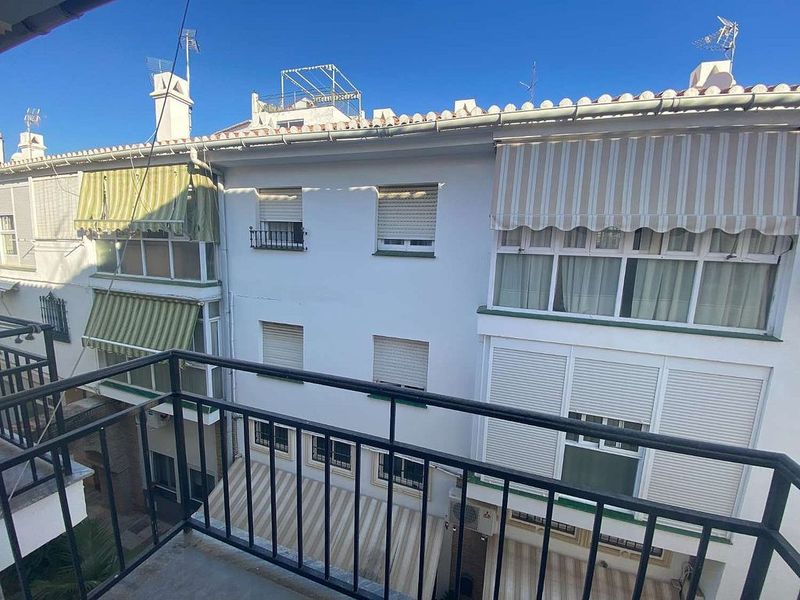 Apartamento T5 em Malaga, Spain N.º 219421