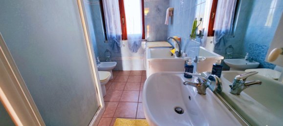 6 bedrooms Villa in Rosignano Marittimo, Italy No. 135820 11