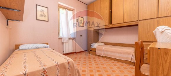 3 bedrooms Villa in Gallicano nel Lazio, Italy No. 352692 4