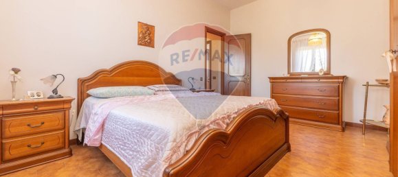 3 bedrooms Villa in Gallicano nel Lazio, Italy No. 352692 8