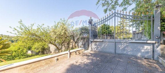 3 bedrooms Villa in Gallicano nel Lazio, Italy No. 352692 18