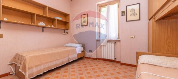 3 bedrooms Villa in Gallicano nel Lazio, Italy No. 352692 24