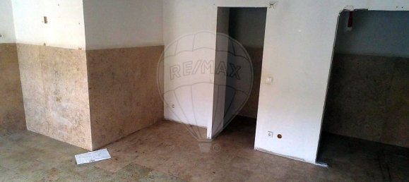 2 bedrooms House in Sintra, Portugal No. 50529 17