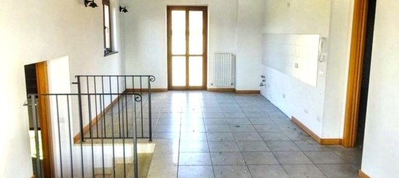 4 rooms Duplex in Monte Roberto, Italy No. 284976 4