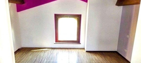 4 rooms Duplex in Monte Roberto, Italy No. 284976 10