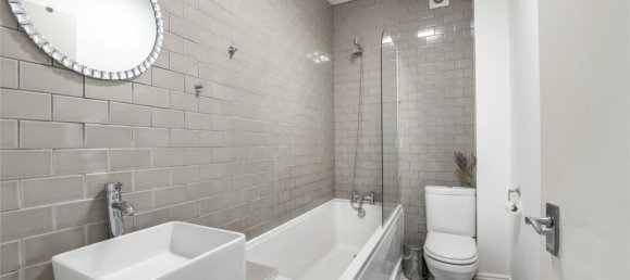 2 bedrooms Apartment in London, United Kingdom No. 3713 3