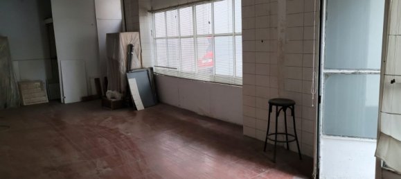 Gewerbliche Immobilie in Zaragoza, Spain 43m², Nr. 63218 3