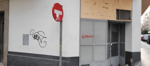 Gewerbliche Immobilie in Zaragoza, Spain 43m², Nr. 63218 5