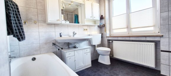 Adosado de 6 habitaciónes en Schwabisch Hall, Germany No. 29625 11