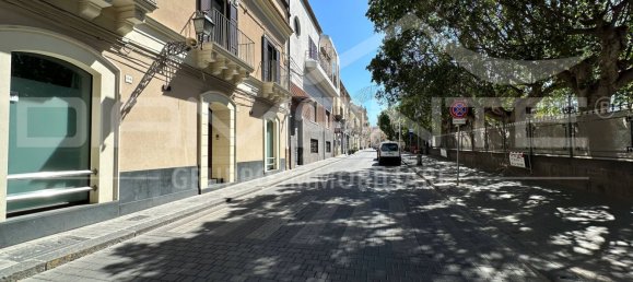 Gewerbliche Immobilie in Lentini, Italy 105m², Nr. 126056 3