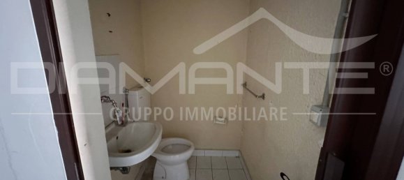 Gewerbliche Immobilie in Lentini, Italy 105m², Nr. 126056 6