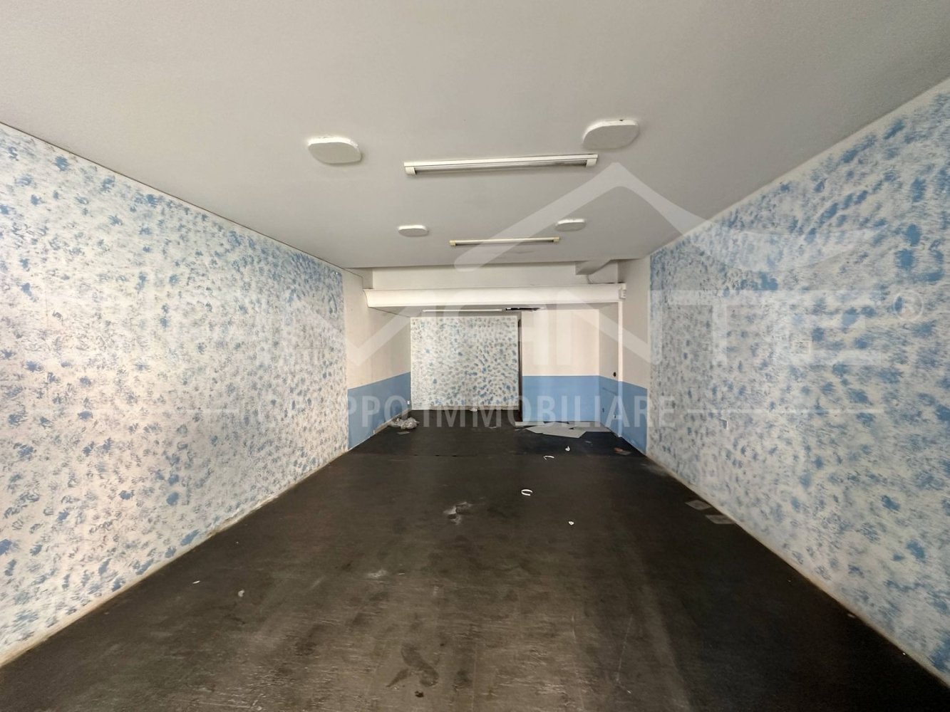 Gewerbliche Immobilie in Lentini, Italy 105m², Nr. 126056