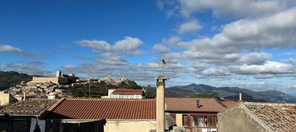 6 bedrooms House in Montalbano Elicona, Italy No. 164571 2