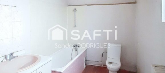 Casa de 3 dormitorios en Danizy, France No. 255654 5