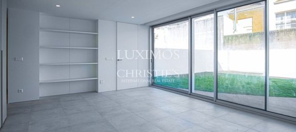 4 bedrooms Villa in Aveiro, Portugal No. 186738 3