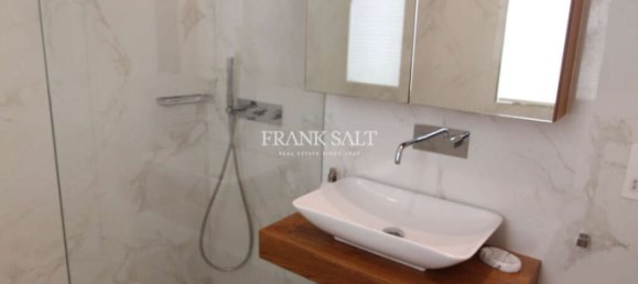 3 chambres Penthouse à Sliema, Malta No. 10079 22