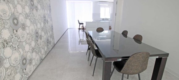 3 chambres Penthouse à Sliema, Malta No. 10079 13