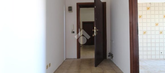 2 Schlafzimmer Wohnung in Bagnolo in Piano, Italy, Nr. 329376 4