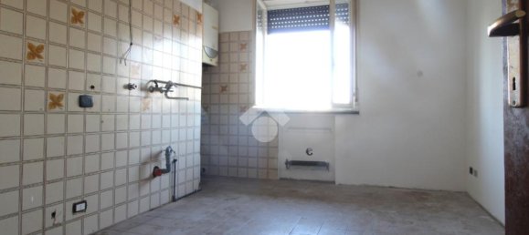 2 Schlafzimmer Wohnung in Bagnolo in Piano, Italy, Nr. 329376 5