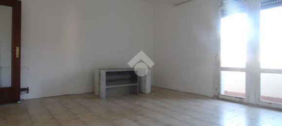 2 Schlafzimmer Wohnung in Bagnolo in Piano, Italy, Nr. 329376 8