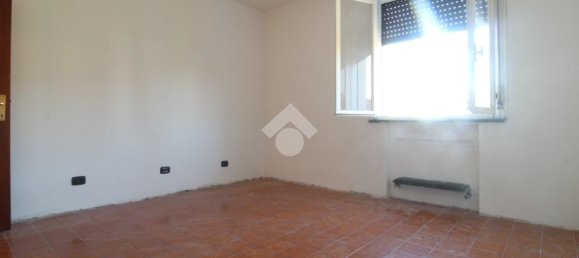 2 Schlafzimmer Wohnung in Bagnolo in Piano, Italy, Nr. 329376 18
