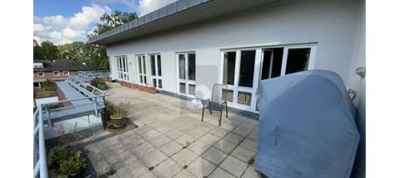2 rooms Penthouse in Harburg, Germany No. 232045 4