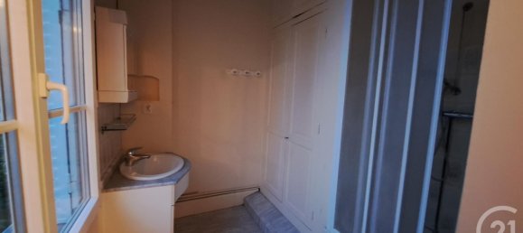 Дом с 5 спальнями в Суассон, Франция № 94765 15