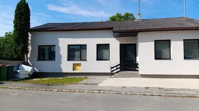 5غرفة منزل في Zistersdorf, Austria رقم 130869