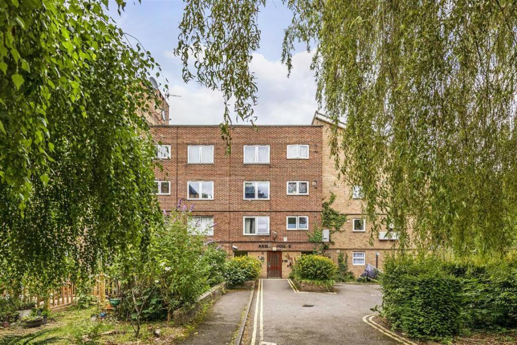 1 bedroom Apartment in Kilburn, United Kingdom No. 5731