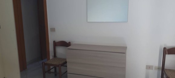 Квартира с 2 комнатами в Эмполи, Италия № 277546 8