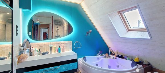 6 bedrooms House in Saint-Ave, France No. 41265 15